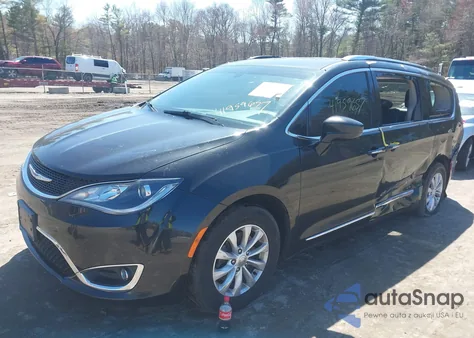 2019 Chrysler Pacifica Touring L z USA, uszkodzony, nr VIN 2C4RC1BG8KR651366